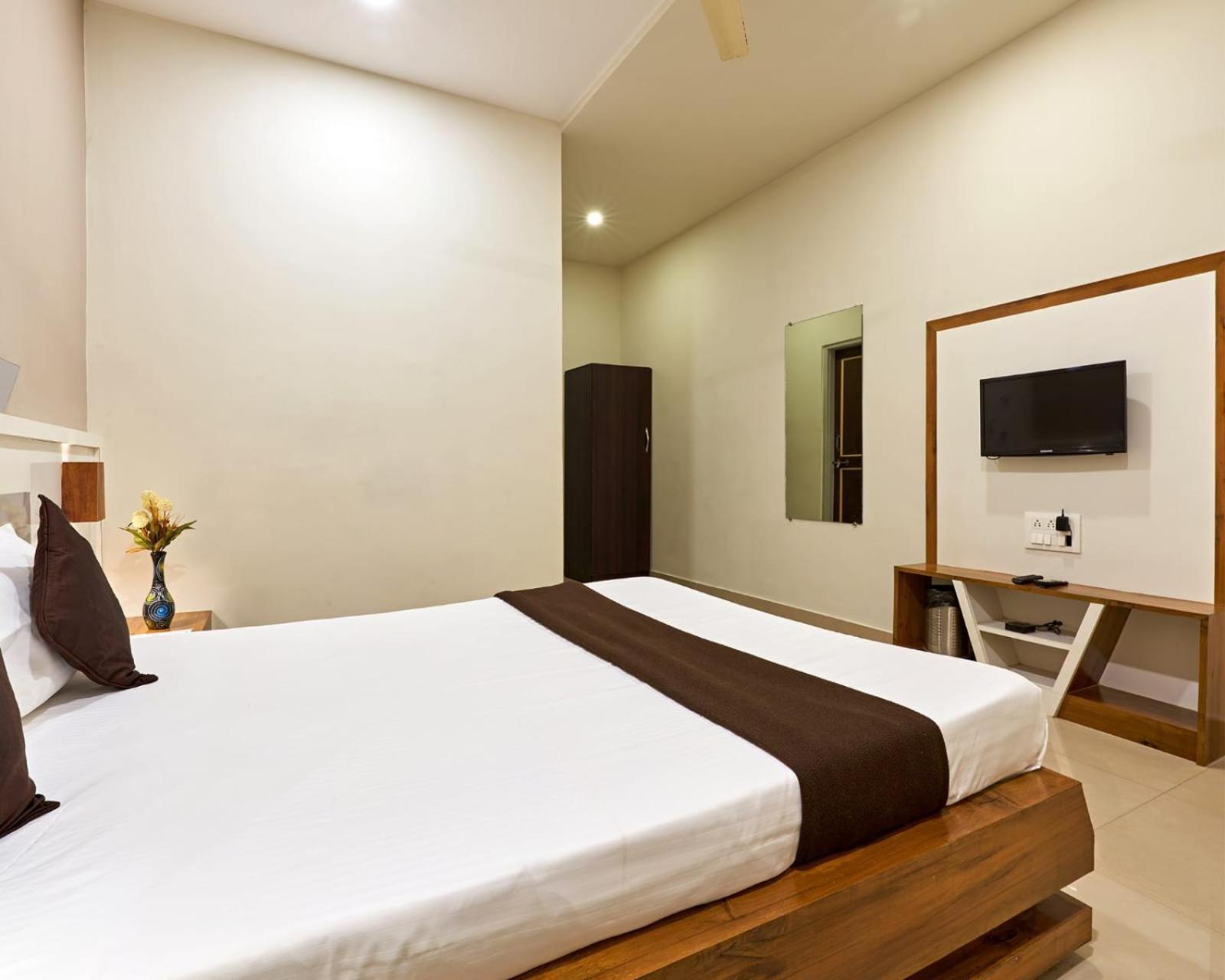 Serenity Resort Panhala Exterior photo