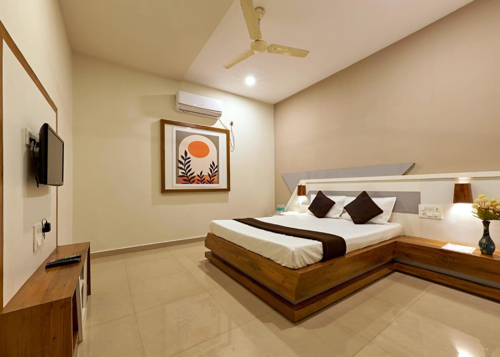 Serenity Resort Panhala Exterior photo